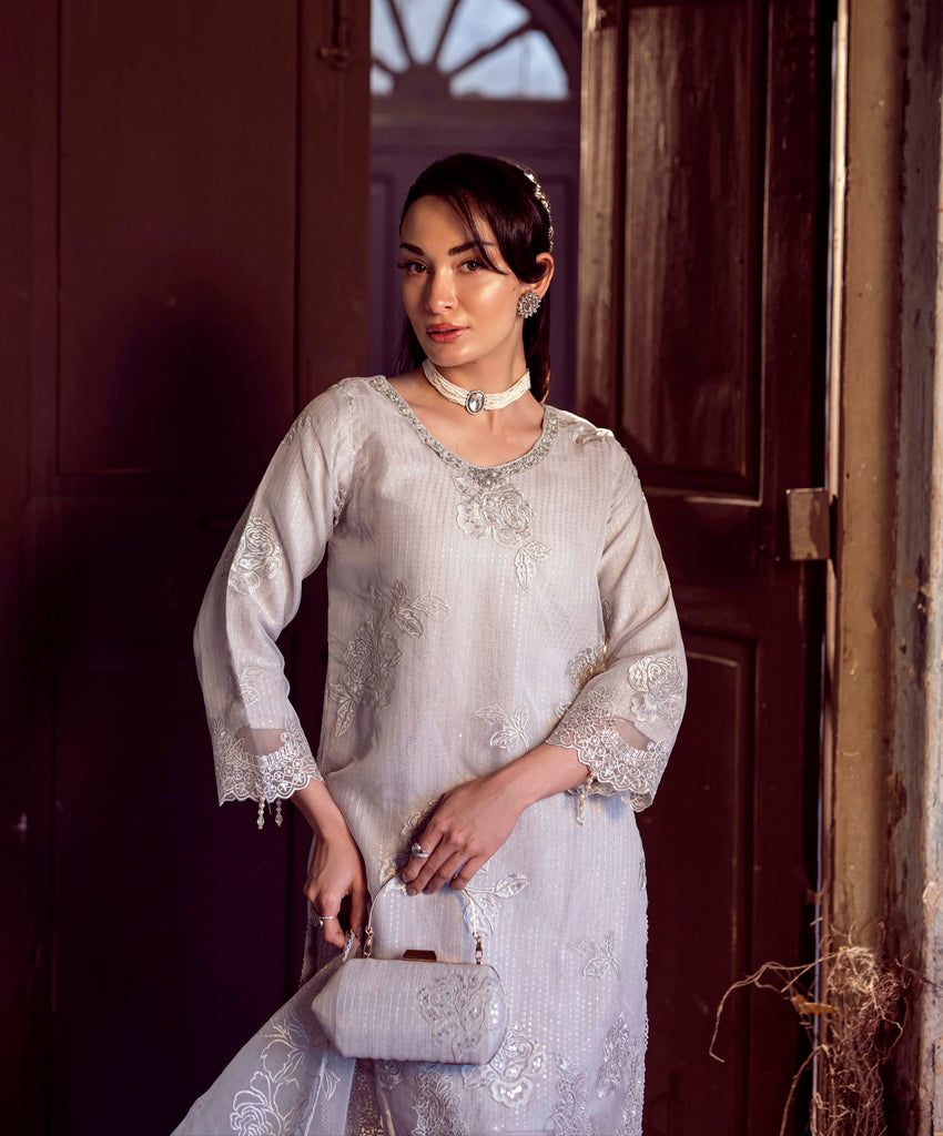 Guzel Sitara 3PC Pret/Stitched Eid Organza Suit – Gulrukh