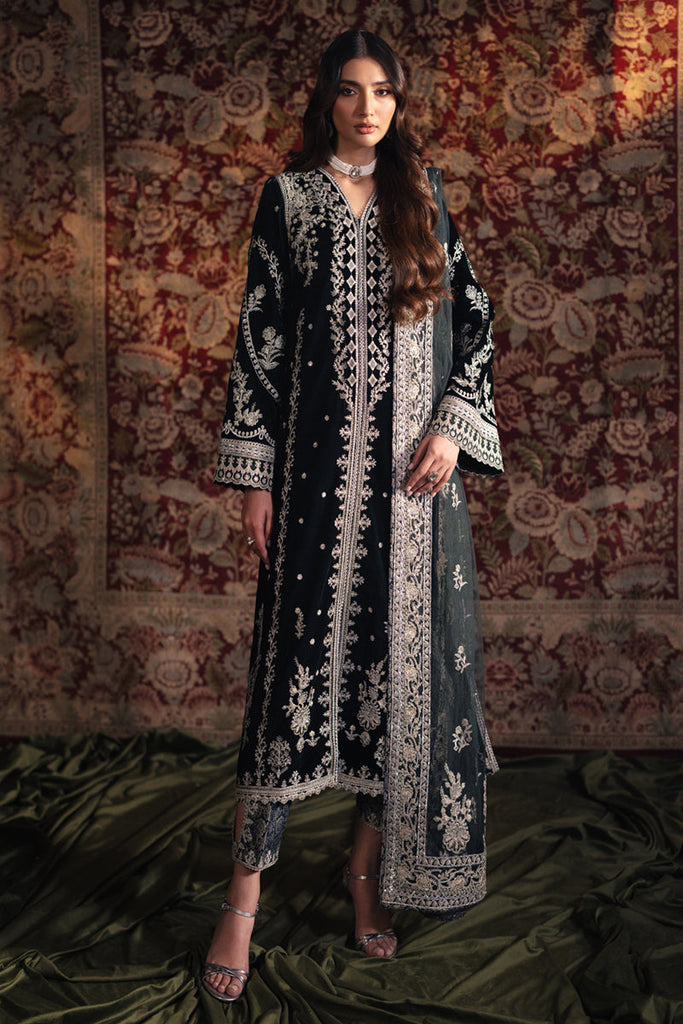 Qalamkar Luxury Velvet Edit Formals – BK-03  SAMIRA