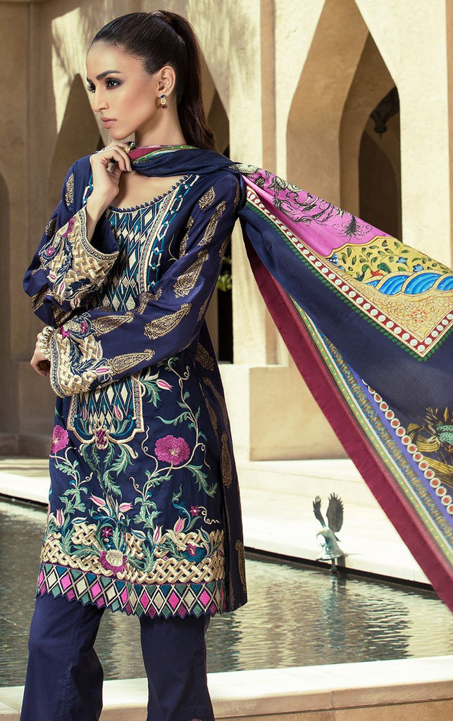 Tena Durrani Luxury Formals – 5A BARADARI BLUE