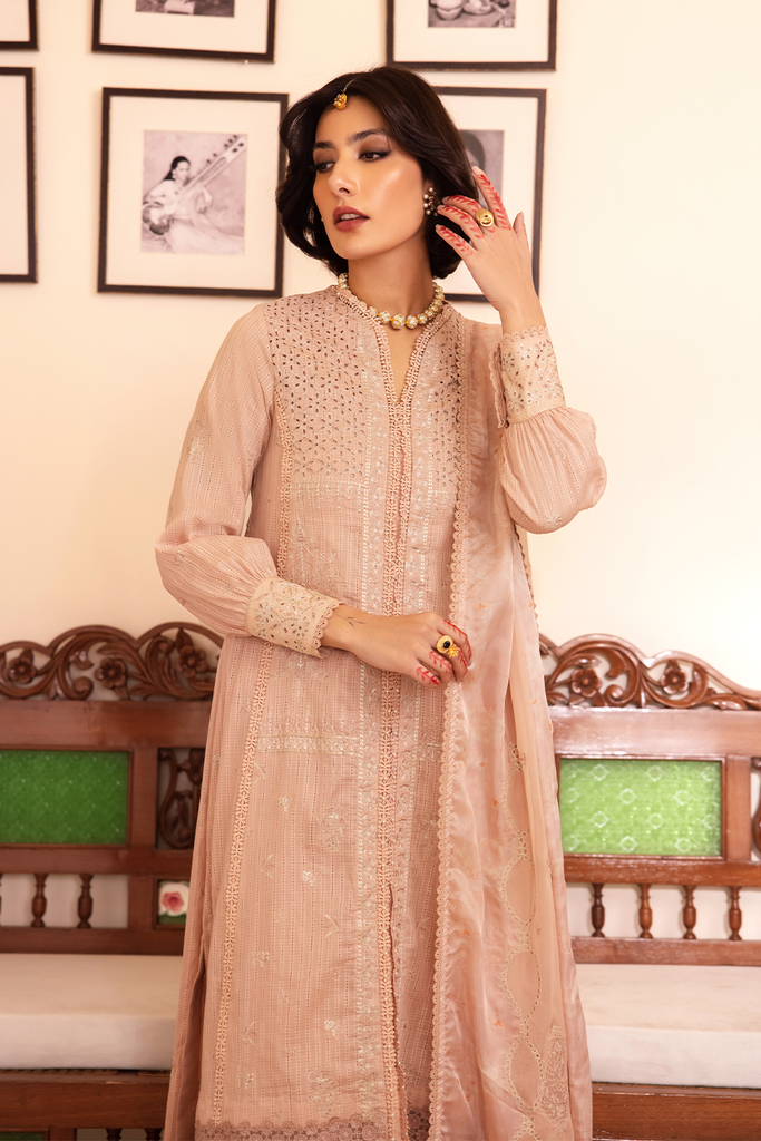 Iznik Nani Ka Ghar Eid Lawn Collection – NKG-06 Embroidered Lawn