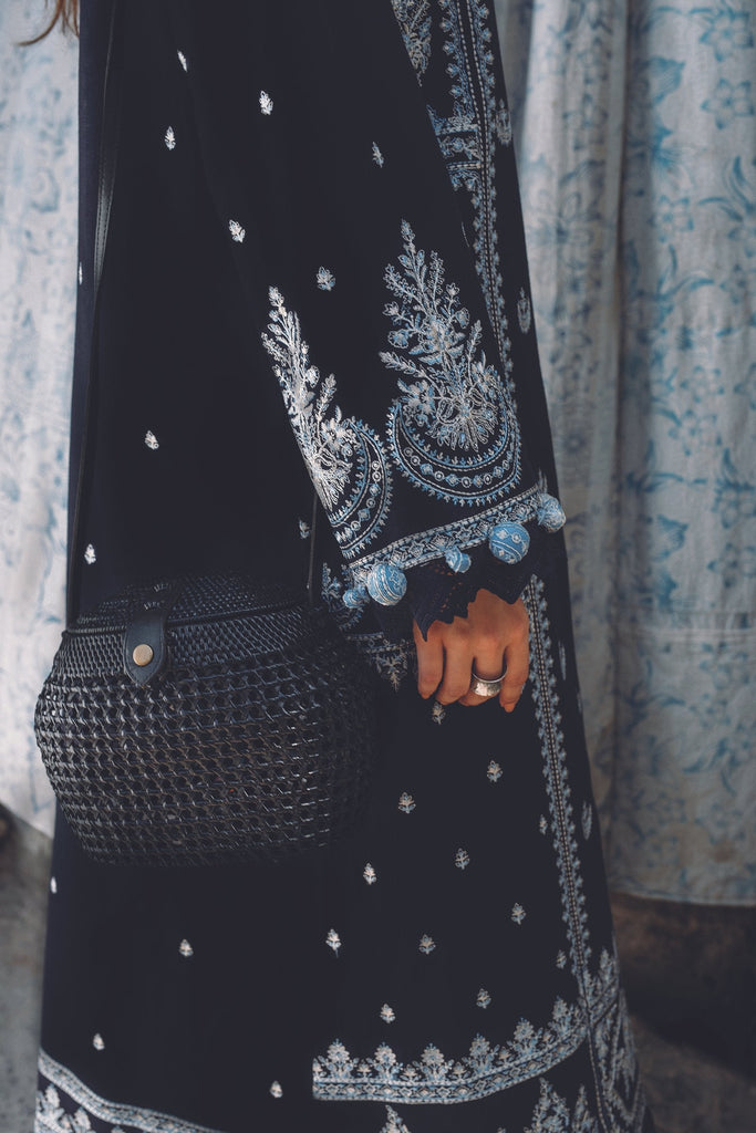 Zaha by Khadijah Shah · Humrahi Winter Collection – TARA (ZW21-01 ...