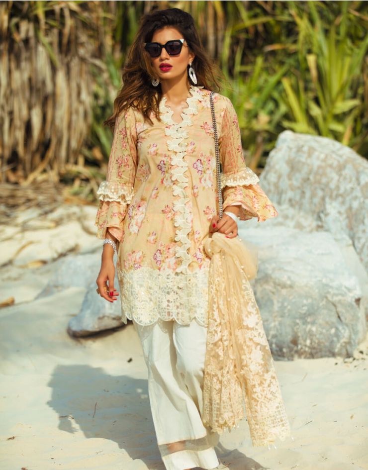 Rang Rasiya Carnation Lawn Collection 2018 – 1011 A