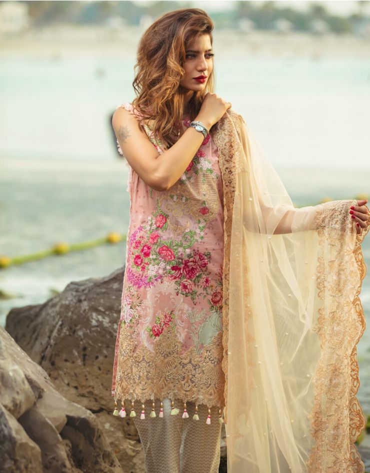 Rang Rasiya Carnation Lawn Collection 2018 – 1016 A