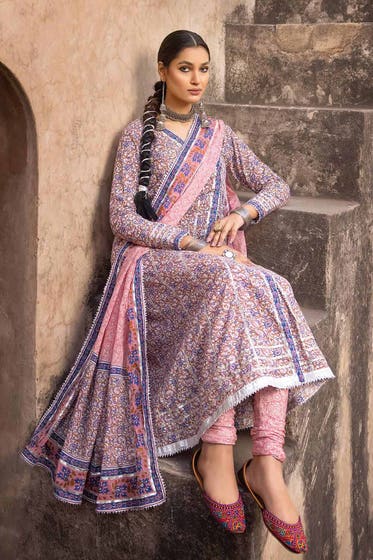 Gul Ahmed 3PC Lawn Printed Suit CL-32462 B