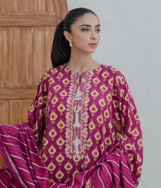 Zellbury Winter Collection  2023 – Embroidered Shirt Shalwar Dupatta - Purple - Karandi Suit - 0762 - WUW23E30762